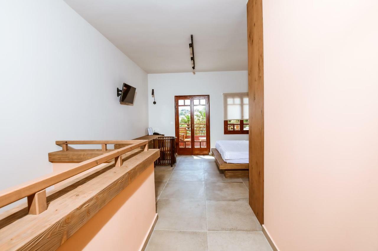 Anais Suites Kato Daratso Bagian luar foto