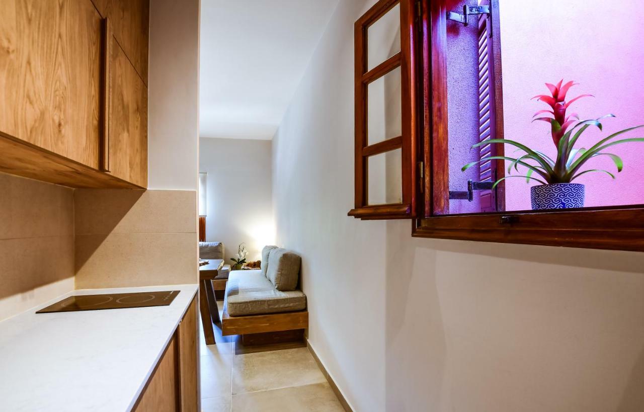 Anais Suites Kato Daratso Bagian luar foto