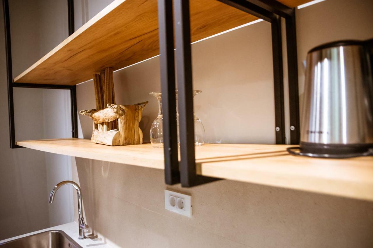 Anais Suites Kato Daratso Bagian luar foto