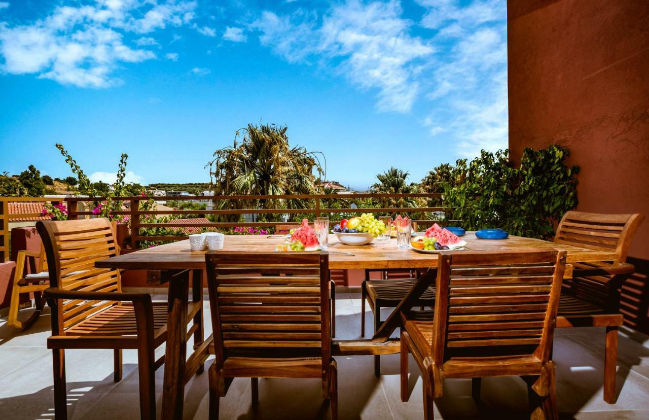 Anais Suites Kato Daratso Bagian luar foto