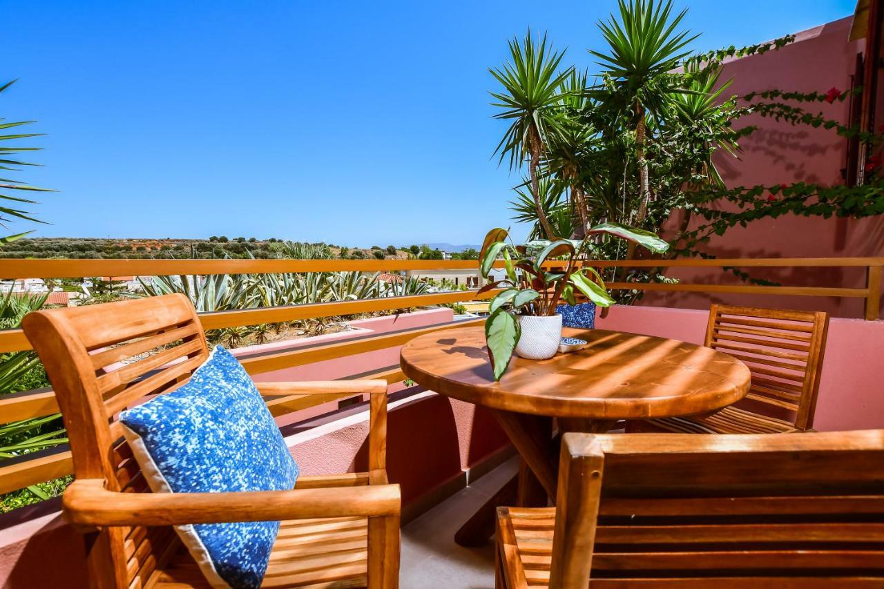Anais Suites Kato Daratso Bagian luar foto